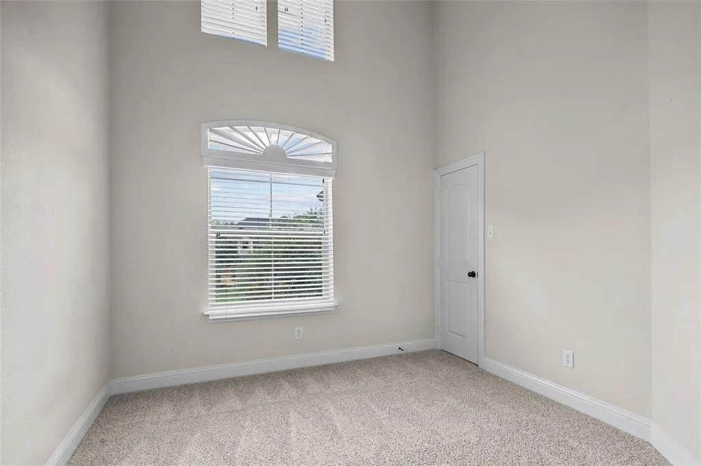 950 Woodstream Drive