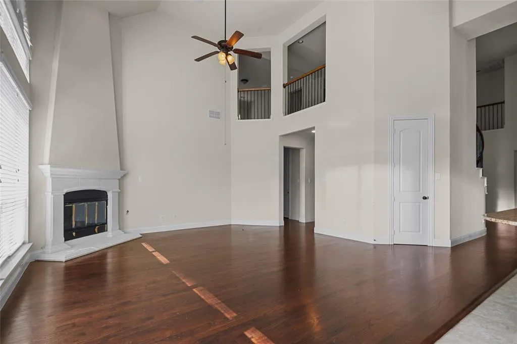 950 Woodstream Drive