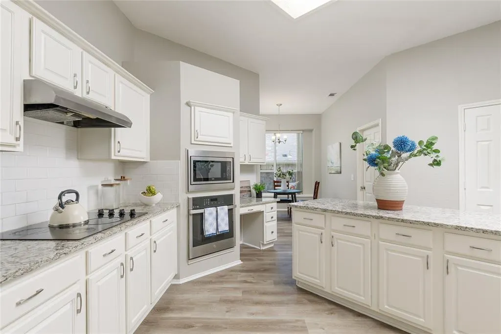 3313 Heatherbrook Drive
