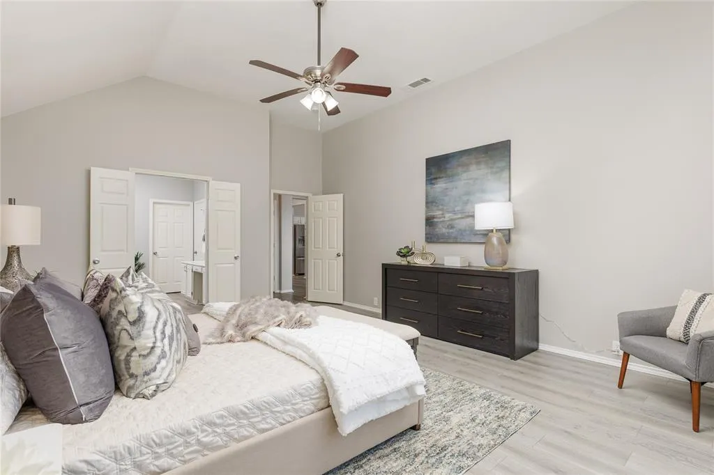 3313 Heatherbrook Drive