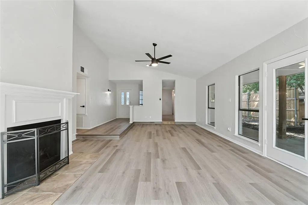 1216 Baxter Drive