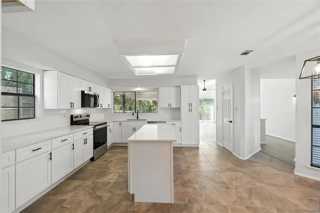 1216 Baxter Drive