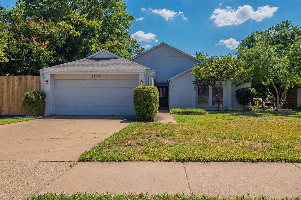 1216 Baxter Drive