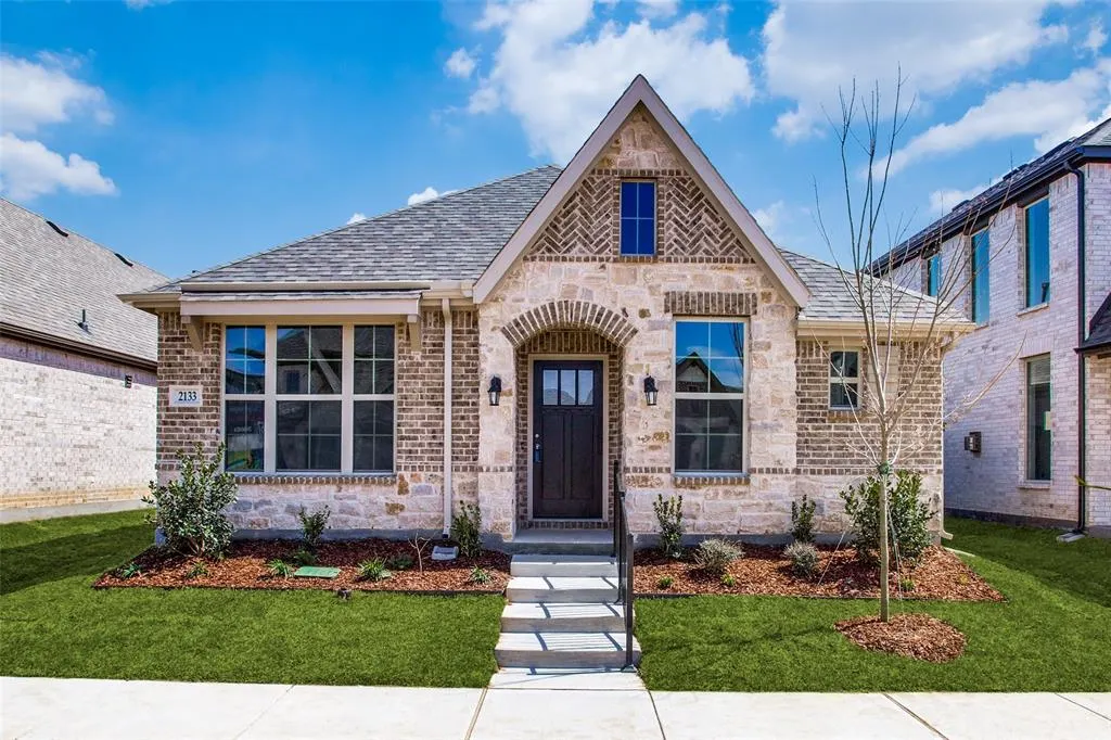 2133 Barx Drive