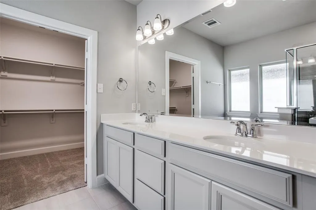 2133 Barx Drive