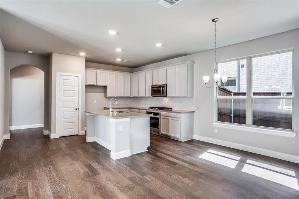 2133 Barx Drive