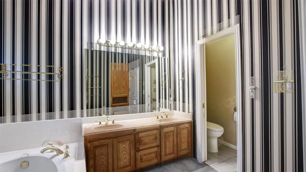 706 S Jupiter Road, #606