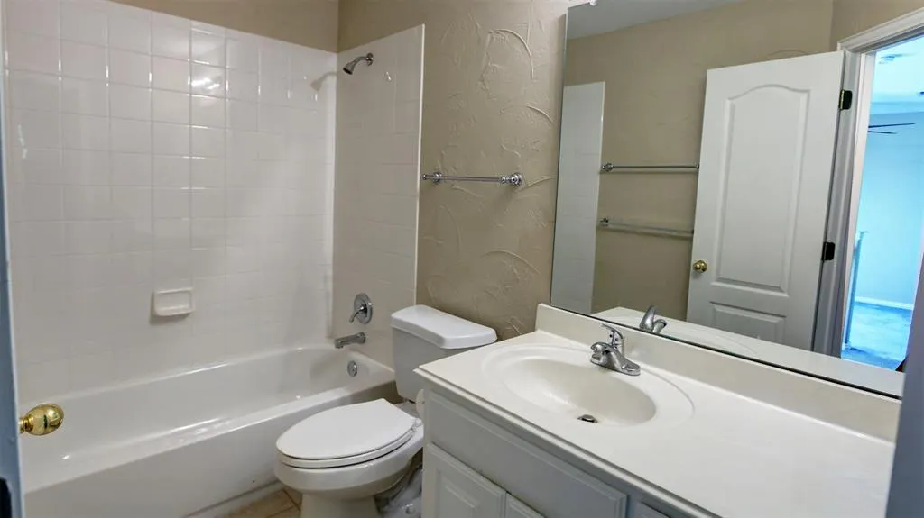 706 S Jupiter Road, #606