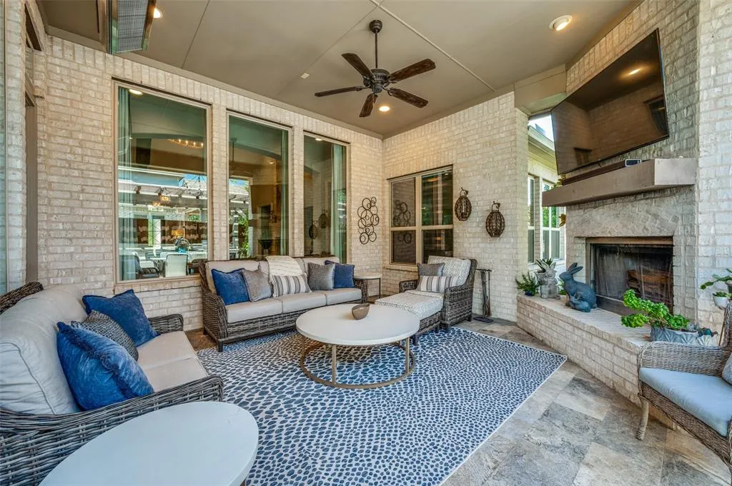 2991 Blackthorn Drive