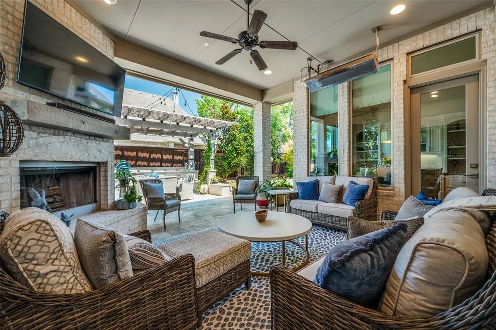 2991 Blackthorn Drive