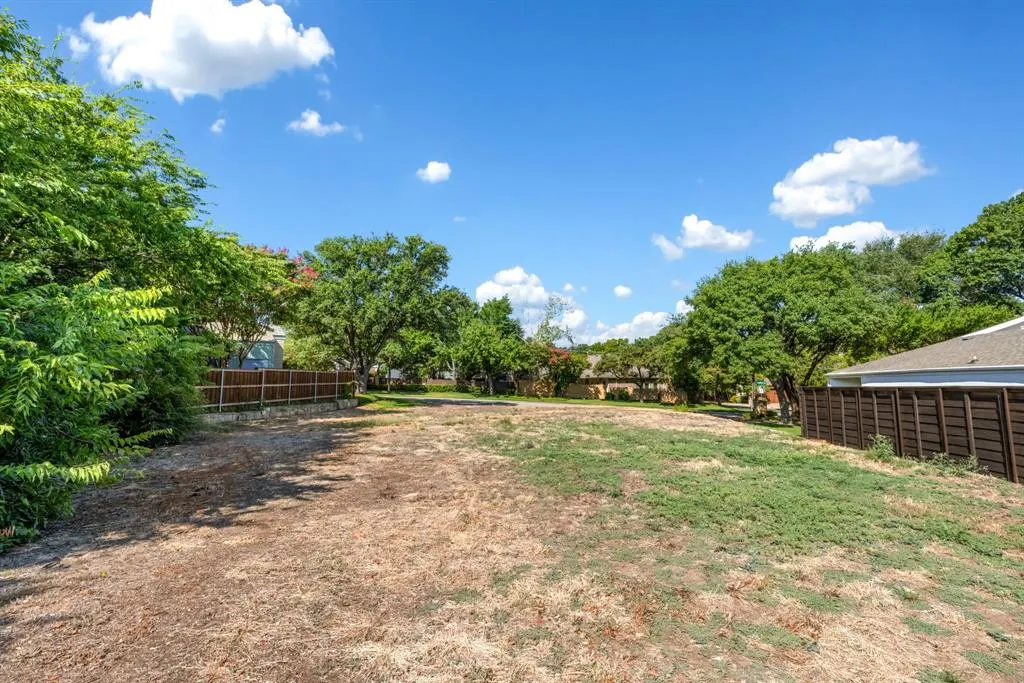 13024 Hughes Lane