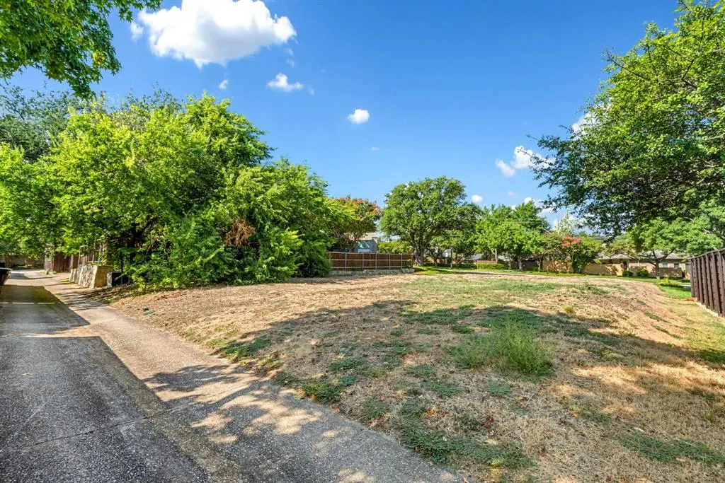 13024 Hughes Lane