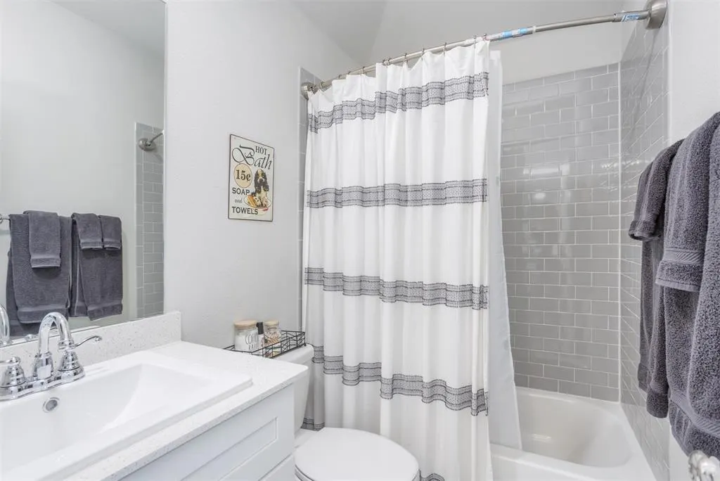 4009 Bear Creek Court