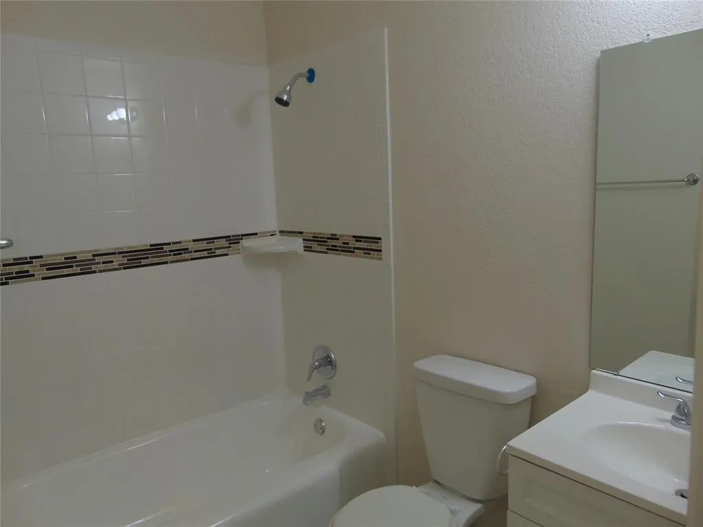 3222 Salerno Drive