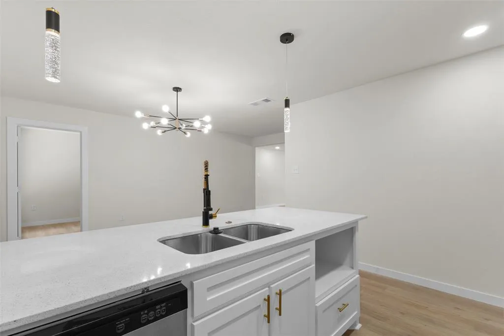 1132 Templecliff Drive