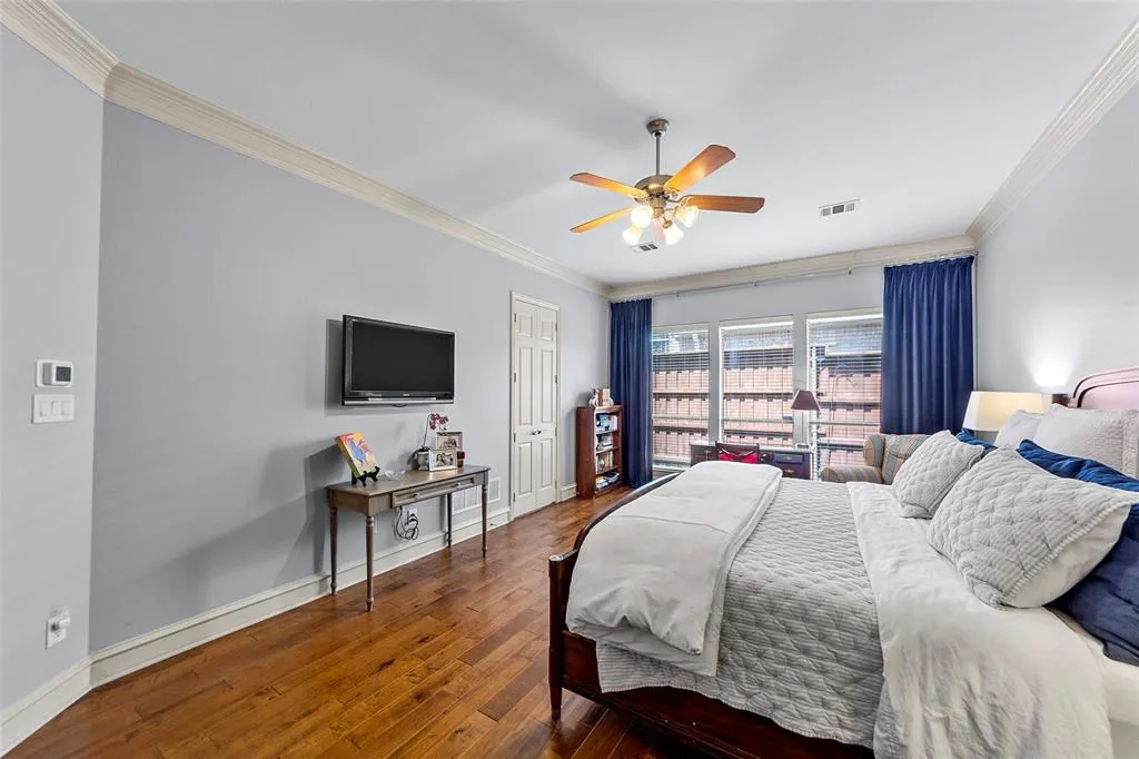 5408 Golden Sunset Court
