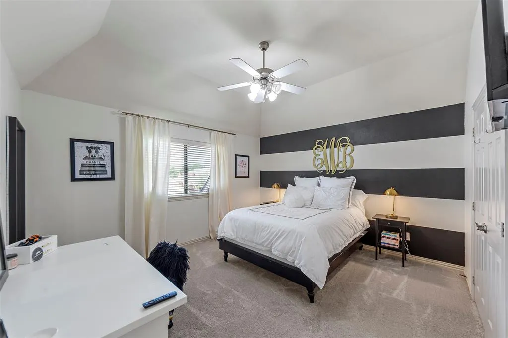 5408 Golden Sunset Court