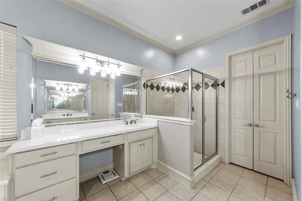 5408 Golden Sunset Court