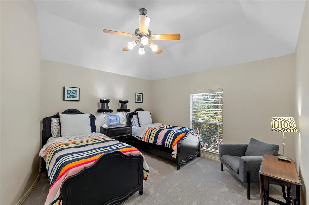 5408 Golden Sunset Court