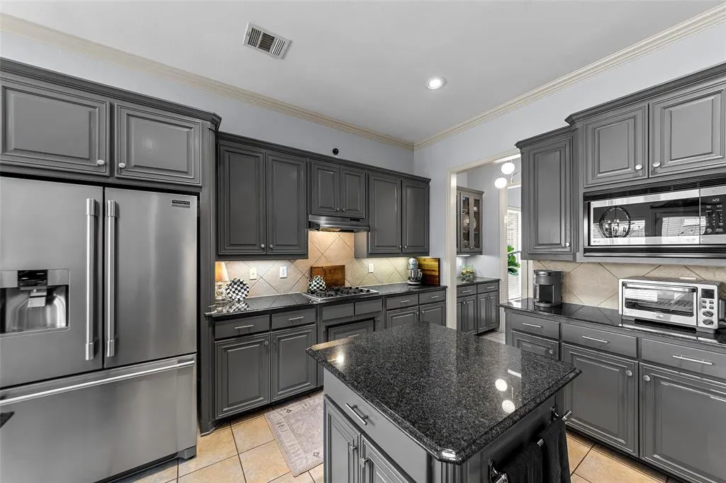 5408 Golden Sunset Court