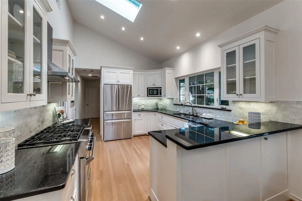 4649 College Park Drive