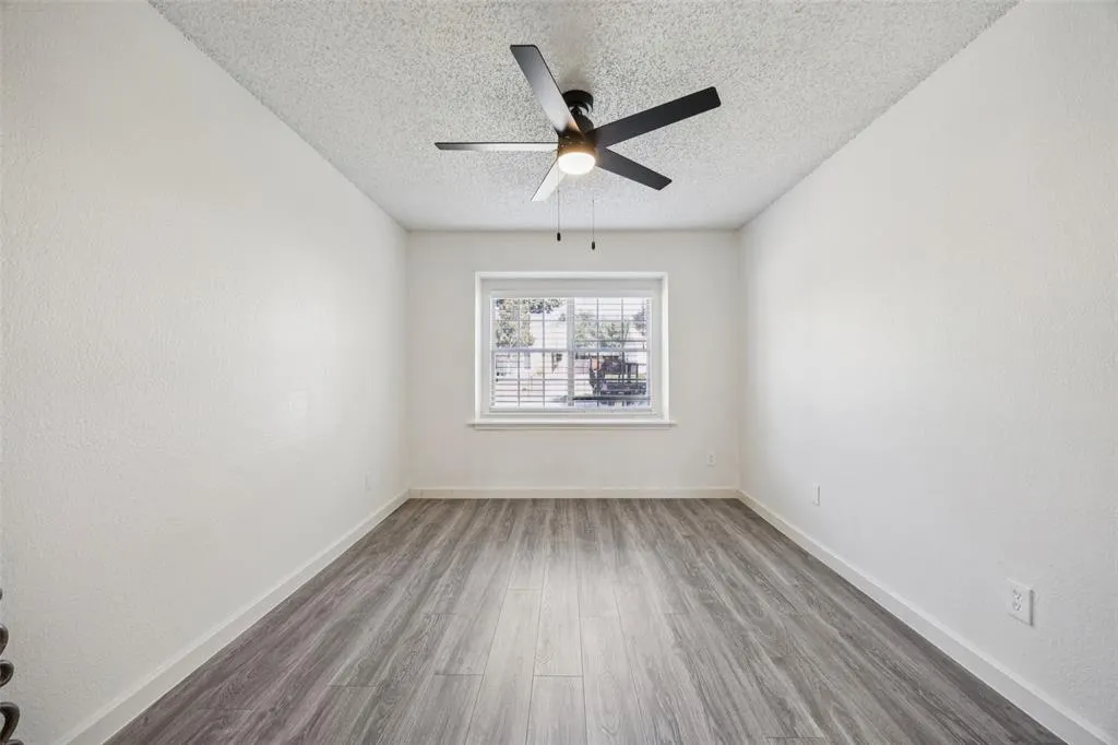 1424 Broadmoor Drive