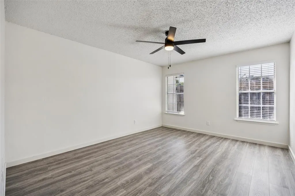 1424 Broadmoor Drive