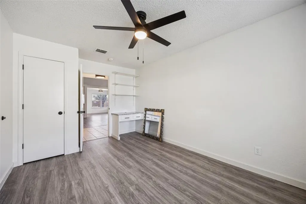 1424 Broadmoor Drive
