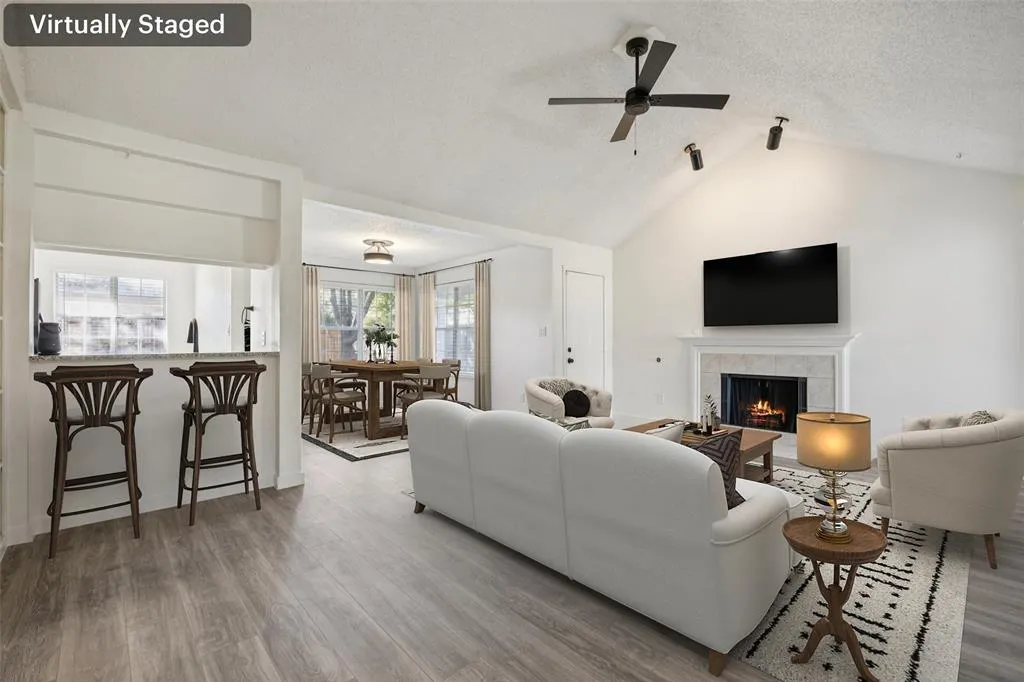1424 Broadmoor Drive