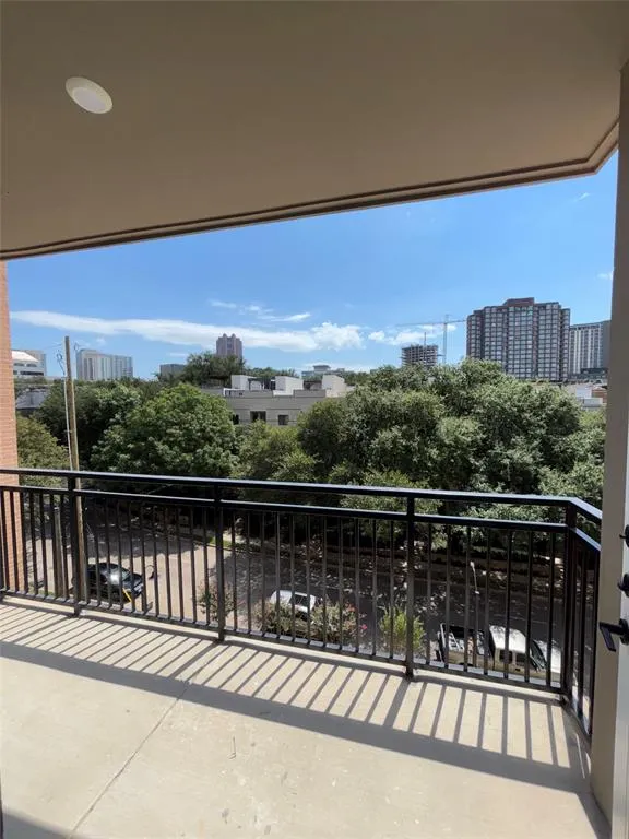 3255 Carlisle Street, #2517