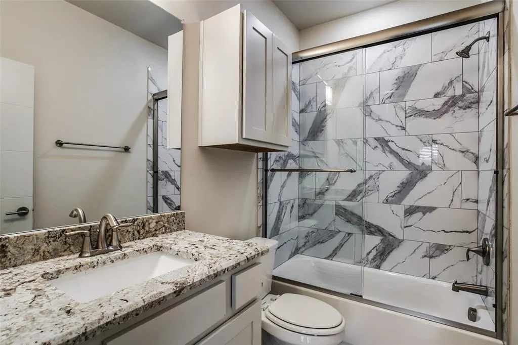 4316 Hartford Street, #2
