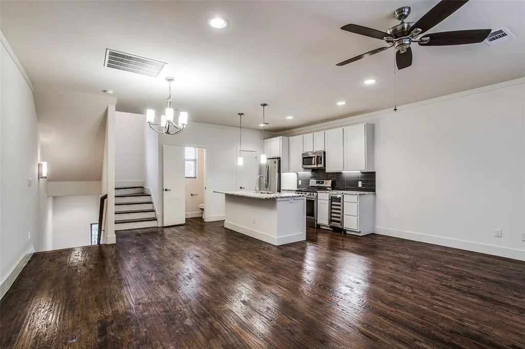 4316 Hartford Street, #2