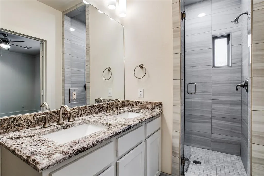 4316 Hartford Street, #2