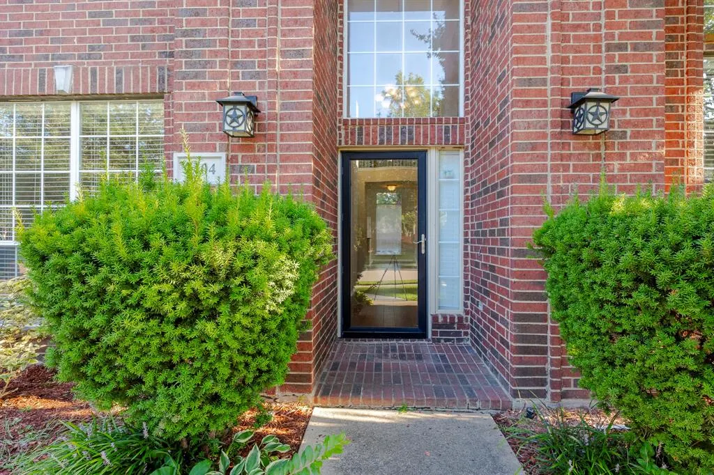 2404 Heather Glen Drive