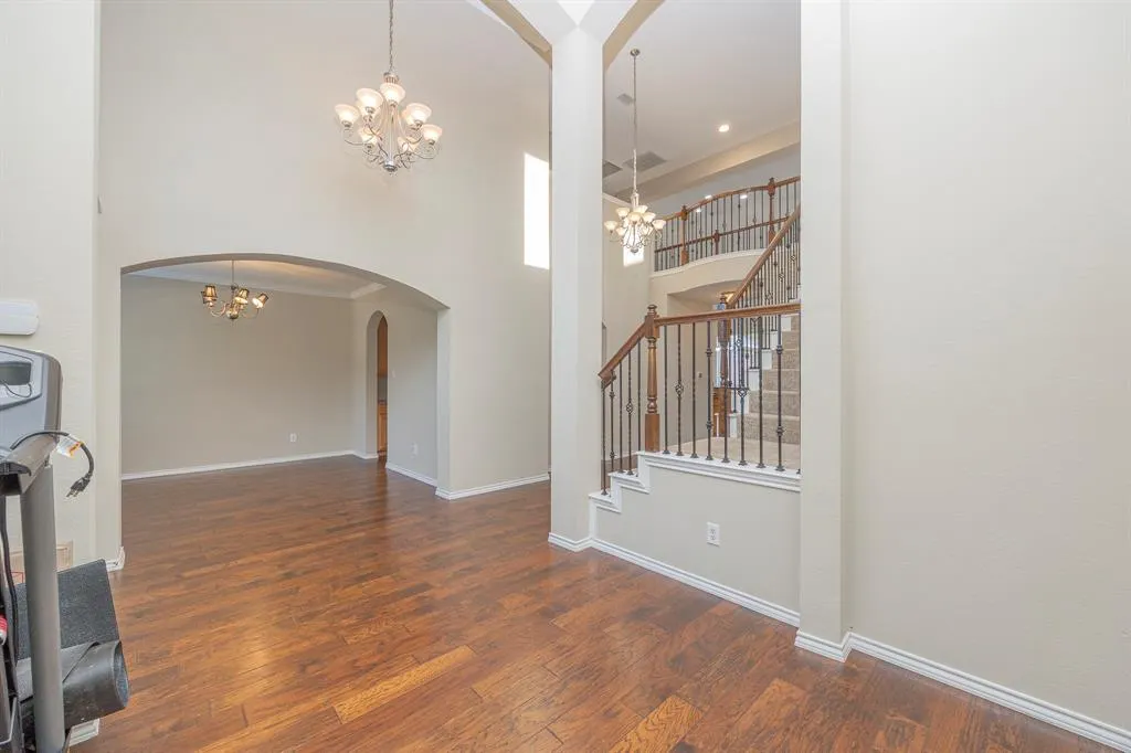 2404 Heather Glen Drive