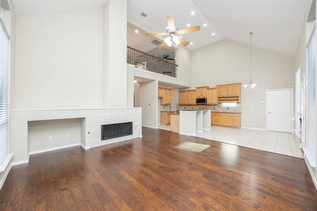 2404 Heather Glen Drive