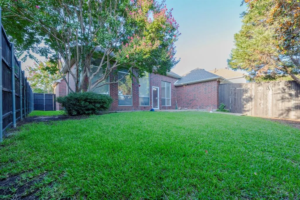 2404 Heather Glen Drive