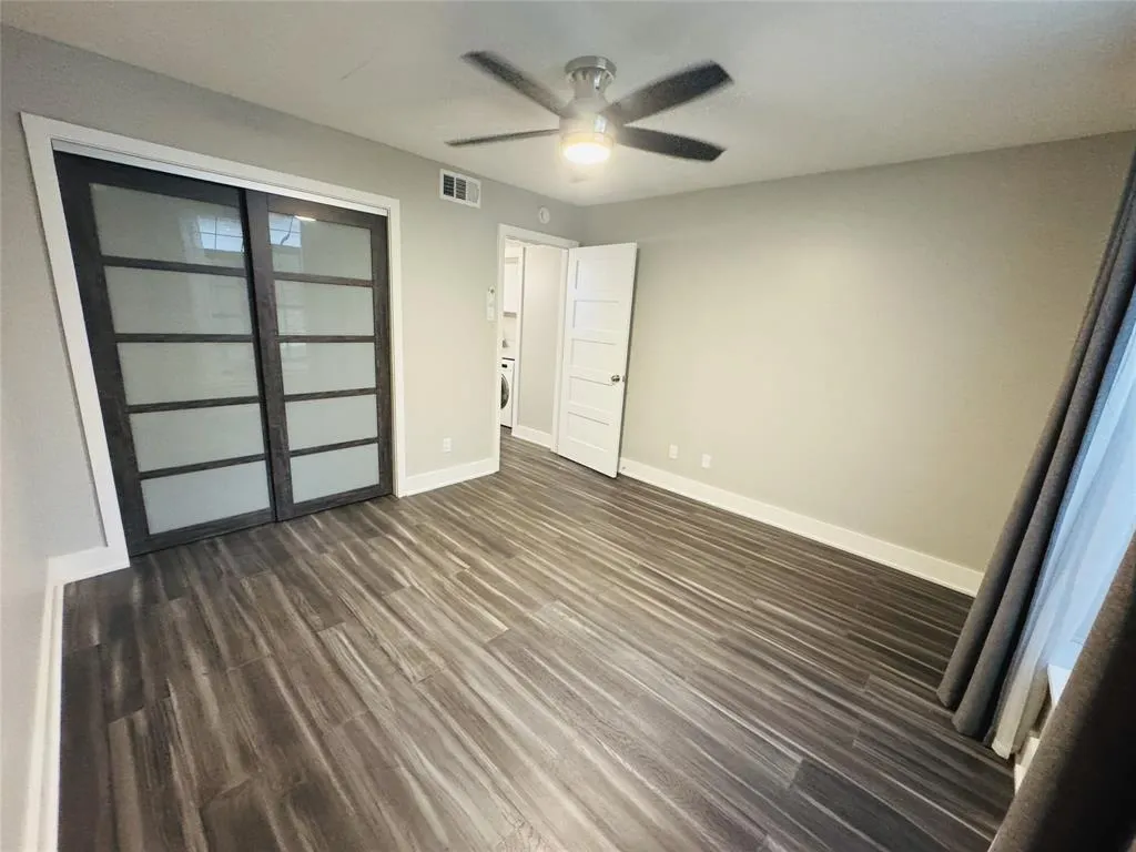 2505 Wedglea Drive, #201