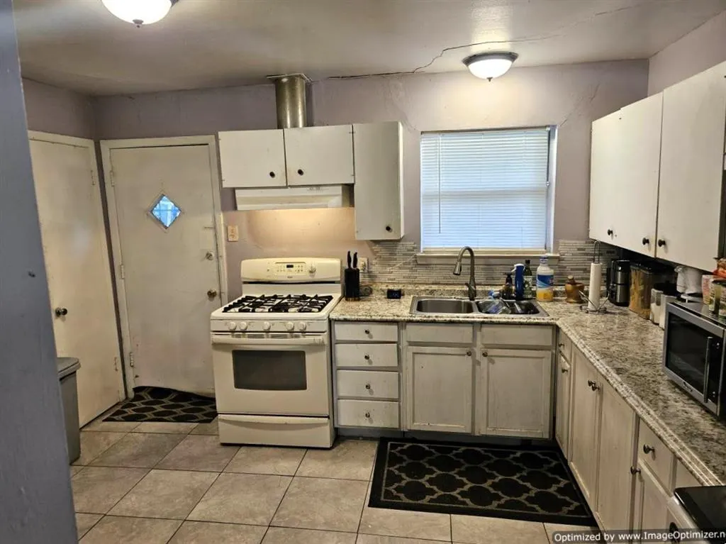 8411 Glen Regal Drive