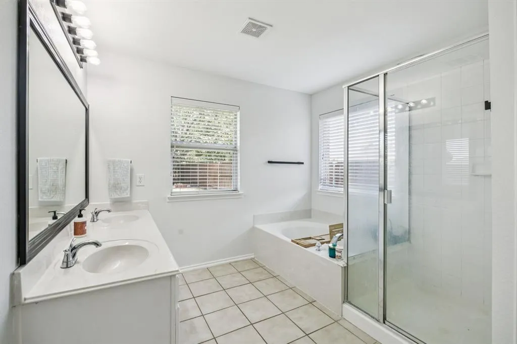 9904 Laurel Cherry Drive