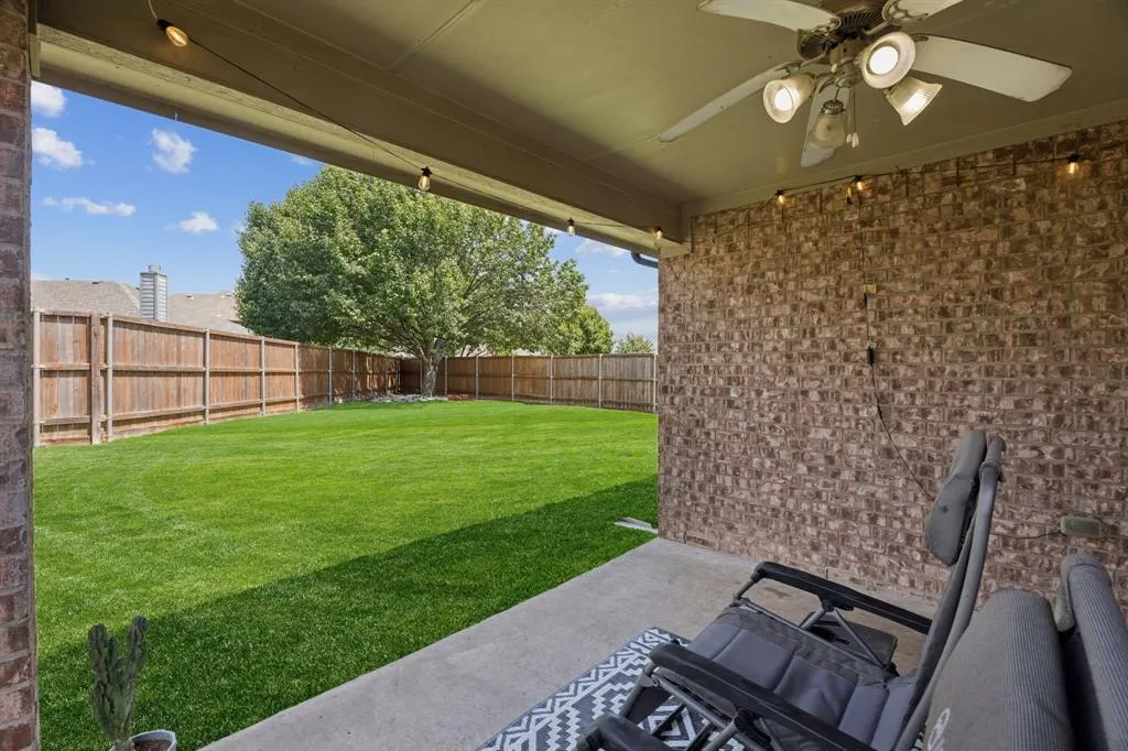 9904 Laurel Cherry Drive