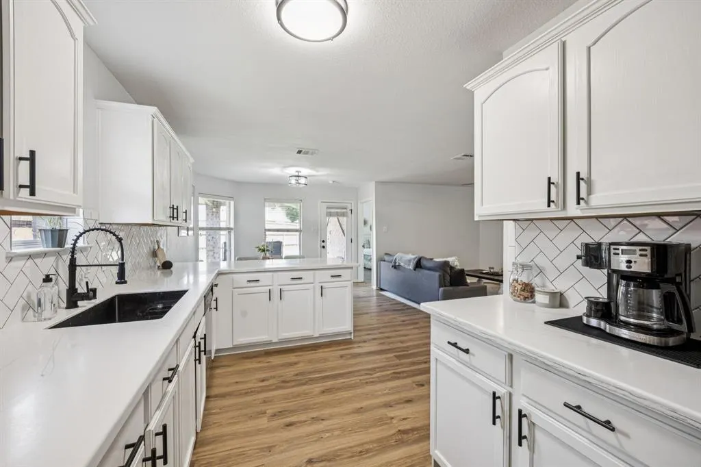 9904 Laurel Cherry Drive
