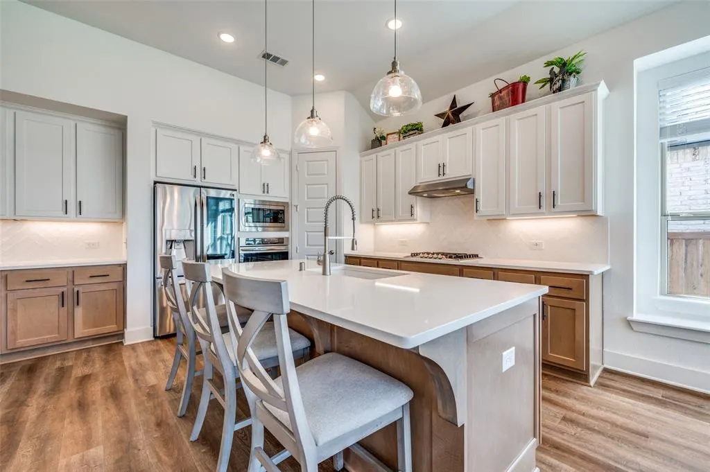 4101 Silver Spur Court