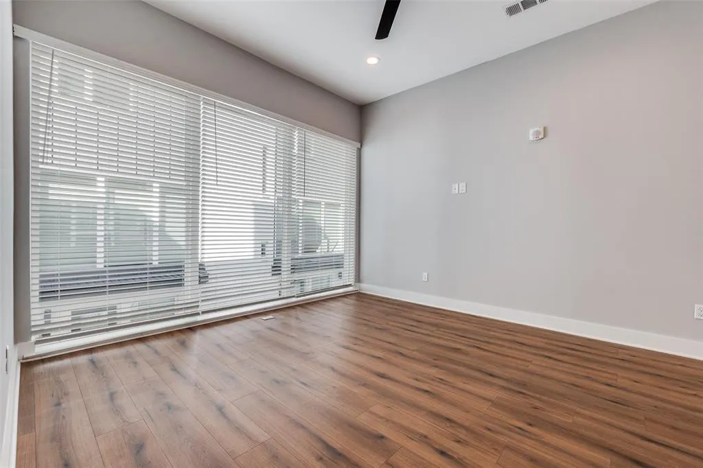4440 Scurry Street, #202