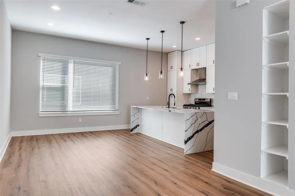 4440 Scurry Street, #202