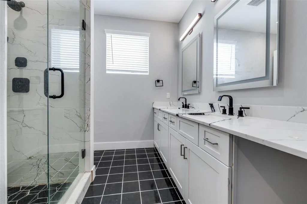 4440 Scurry Street, #202