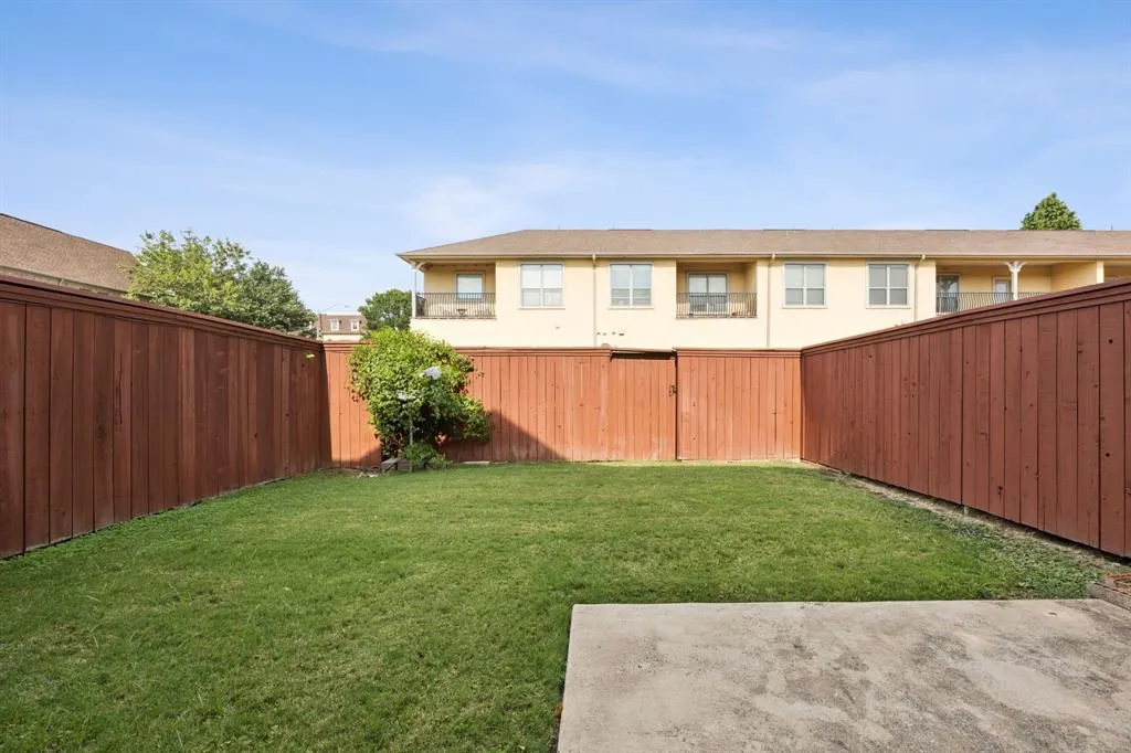 6628 Rutherford Road