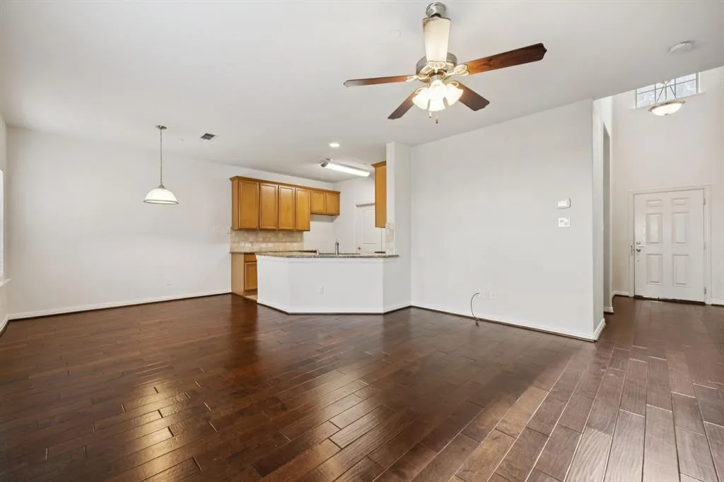 6628 Rutherford Road