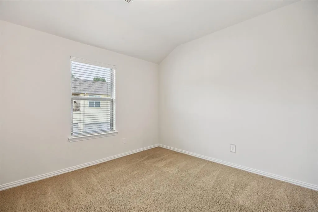 6628 Rutherford Road