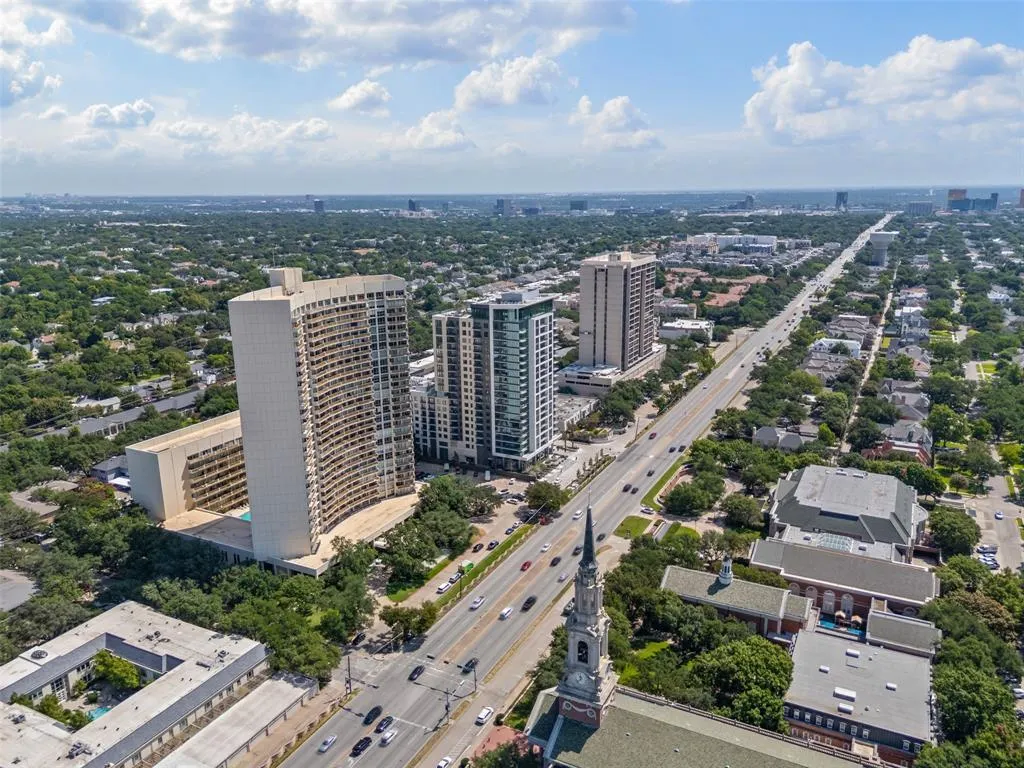 6211 W Northwest Highway, #500